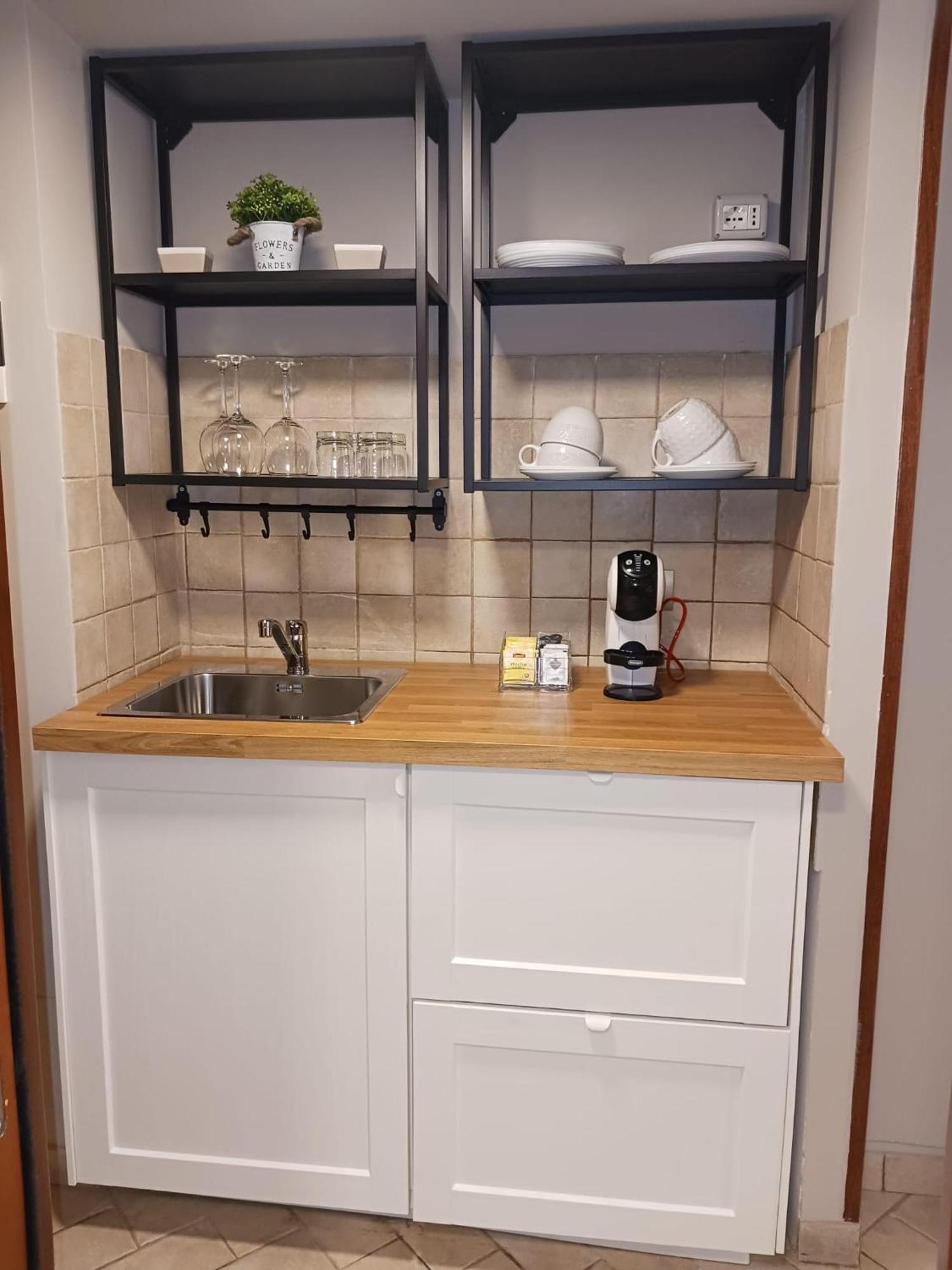 רומא Lux Apartment Colosseo מראה חיצוני תמונה