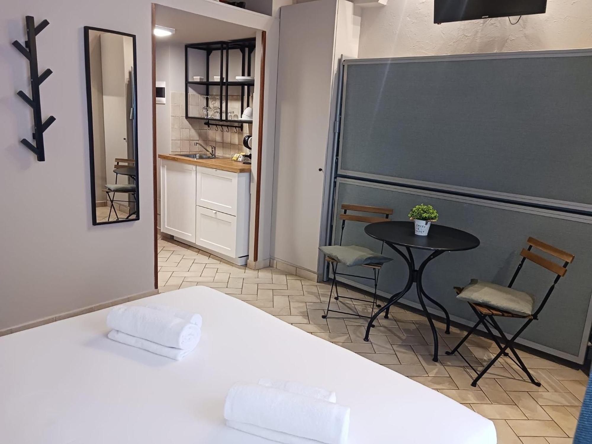 רומא Lux Apartment Colosseo מראה חיצוני תמונה